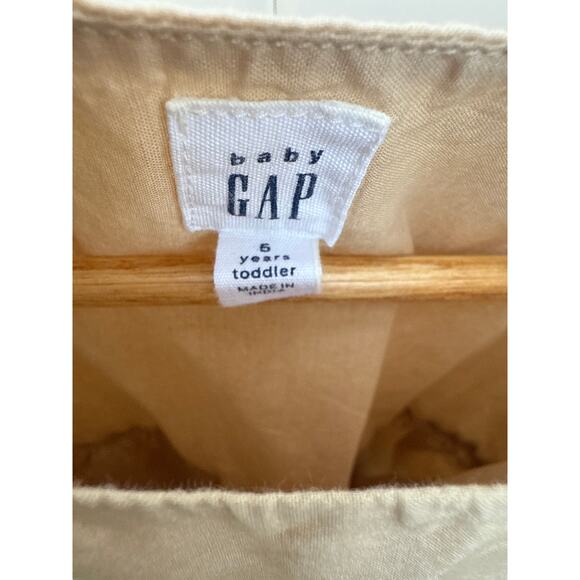 Flutter Eyelet Dress, Toddler Size 5, GAP - Picture 4 of 6